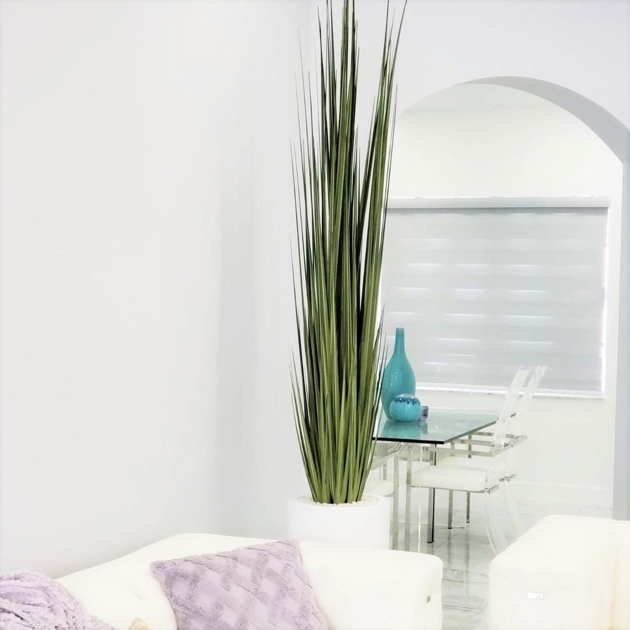 Dax Vase (Size L) with Reed Grass The New Garden 