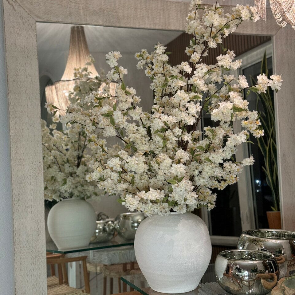 Konos Vase with Cherry Blossom The New Garden 